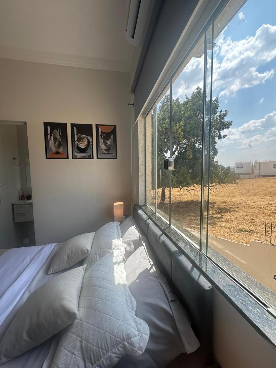 Apartamento A 5 Minutos Do Parque De Exposicoes *